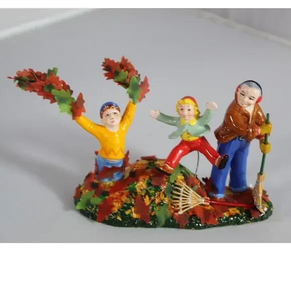 Department 56 Snow Village Harvesting Yard 2-Piece Fall Harvest Figurine Set - Picture 7 of 10